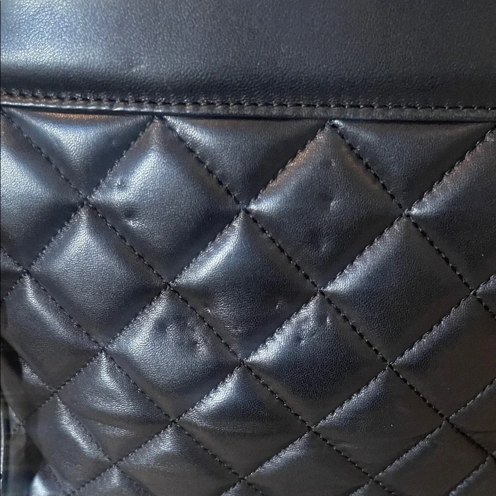Black Quilted Shoulder Bag with Gold Chain - Picture 4 of 6